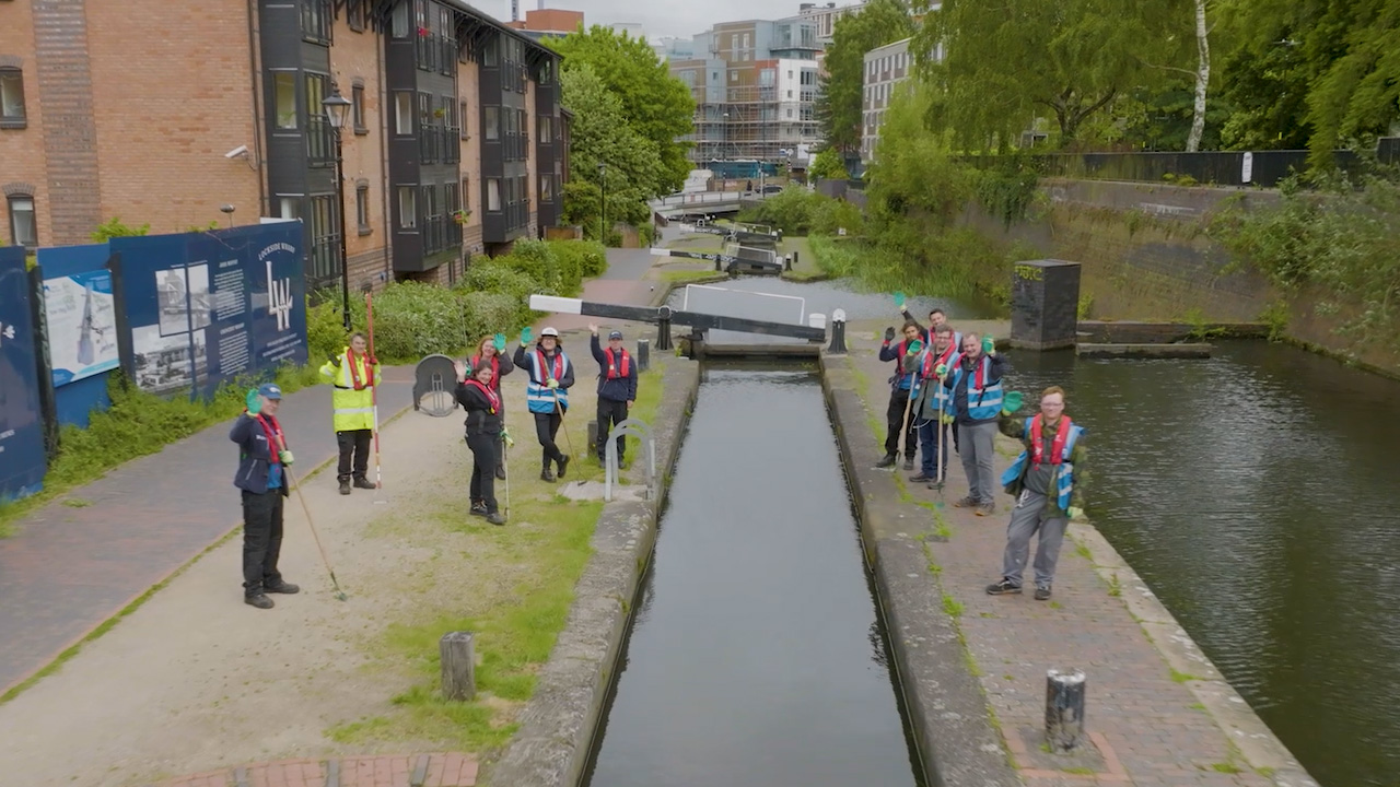 GL events UK volunteers help Canal & River Trust with lock maintenance